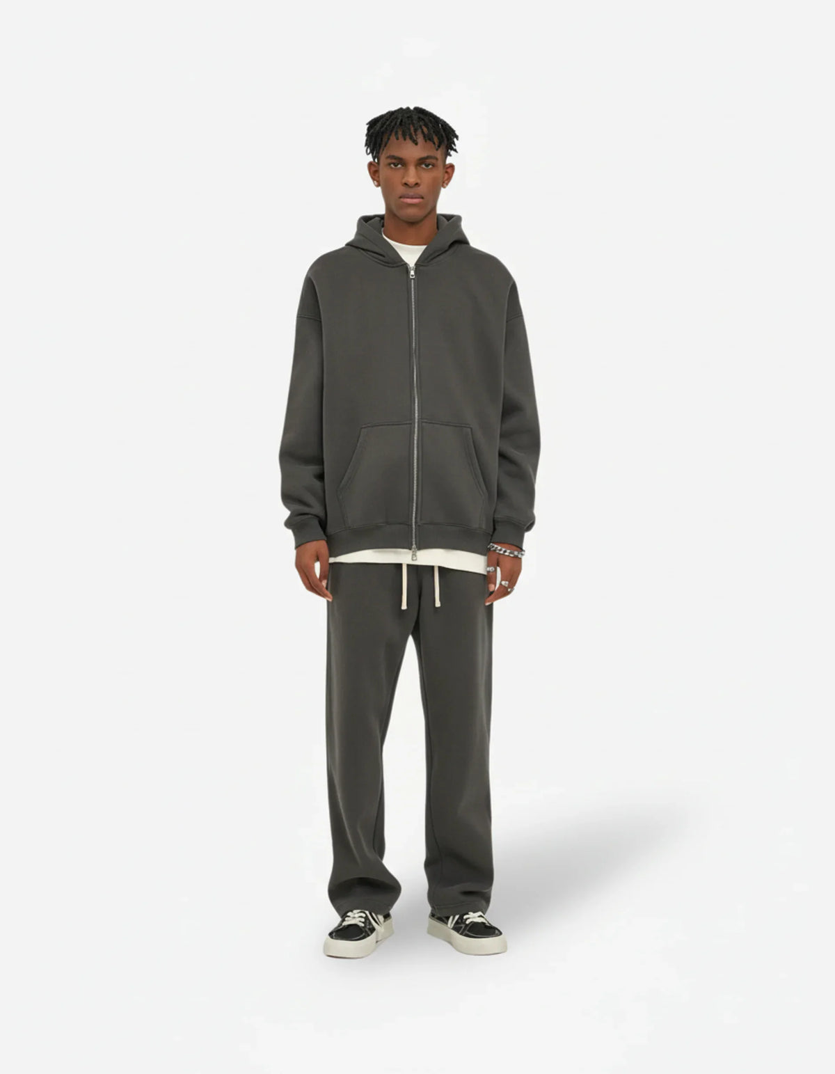 WIDE STACK JOGGER